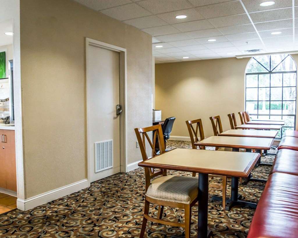 Hotel Baymont By Wyndham Bonita Springs Restaurant foto